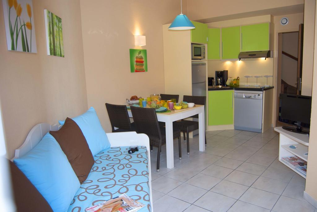 Lagrange Grand Bleu Vacances - Residence Les Jardins De Neptune แซงต์-ซีเปรียง ภายนอก รูปภาพ