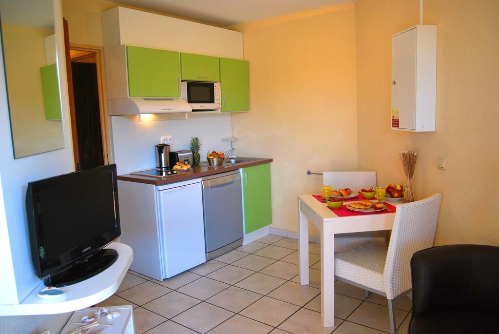 Lagrange Grand Bleu Vacances - Residence Les Jardins De Neptune แซงต์-ซีเปรียง ภายนอก รูปภาพ